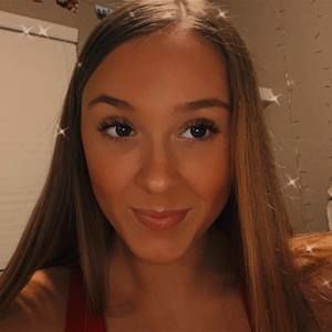 Meet your Posher, Marissa